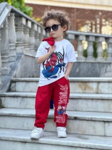 erkek Çocuk 3lü kapşonlu tişört takım